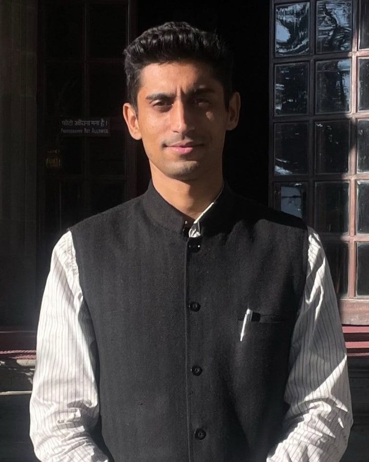 Portrait of Parishrut Jassal.